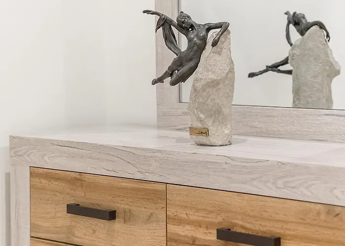 Espacioso A 9 Min Playa Apartment Gijon